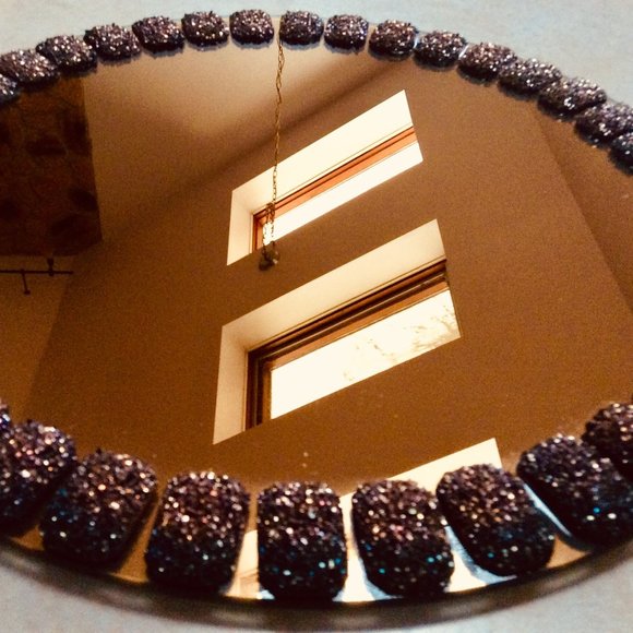 12-inch Embellished Ambre Charger - Picture 1 of 4